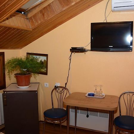 Bazar Motel Chişinău Eksteriør billede