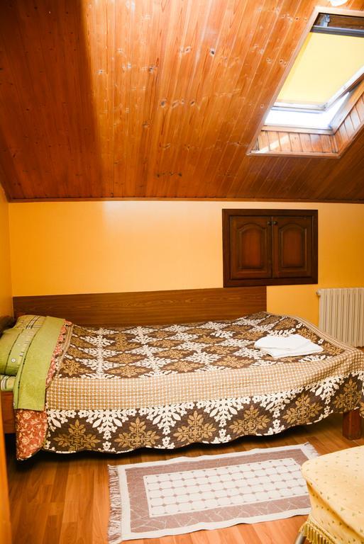 Bazar Motel Chişinău Eksteriør billede