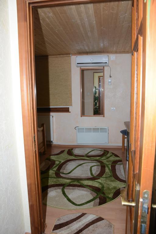 Bazar Motel Chişinău Eksteriør billede